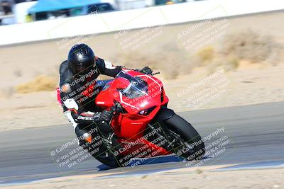 media/Jan-08-2022-SoCal Trackdays (Sat) [[1ec2777125]]/Turn 15 Inside (950am)/